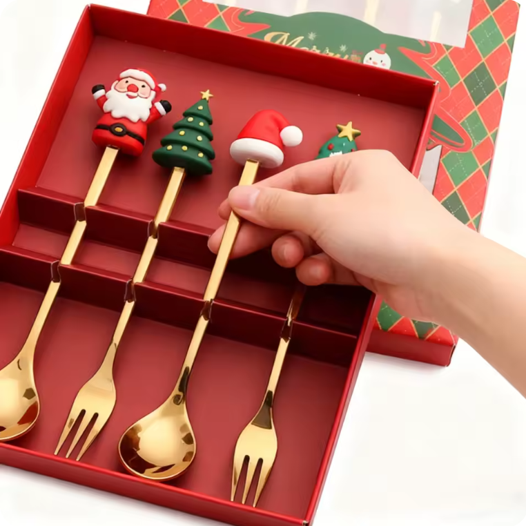 4-Piece Golden Christmas Spoon Set – Festive Holiday Dessert & Coffee Spoons
