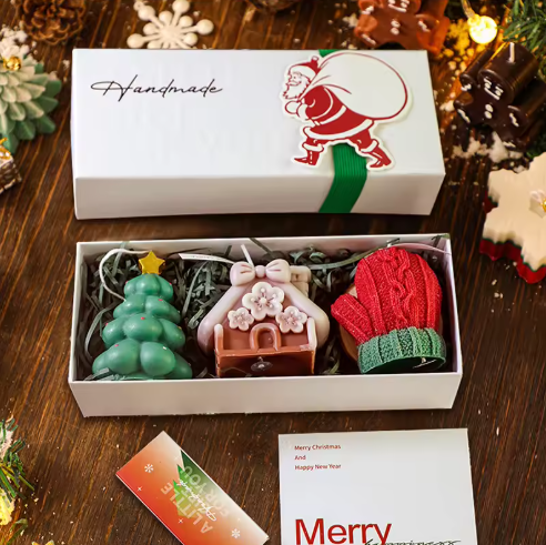 Handmade Christmas Scented Candles – Holiday Home Décor