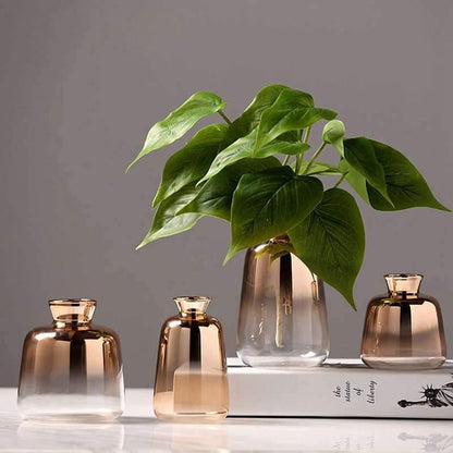 AuroraGold Reflective Vase