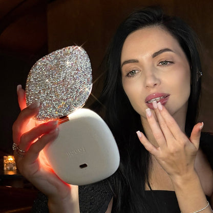 Mila 2 Luxe LED Compact Mirror