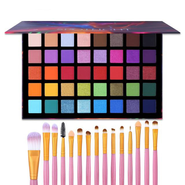 Spotlight 40 Color Eye Shadow Palette With Bruses